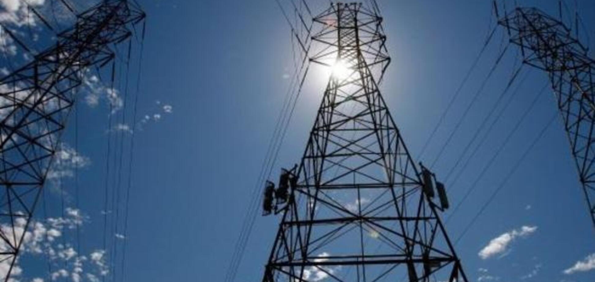 Кабмин разрешил импортировать электроэнергию всем украинским компаниям 