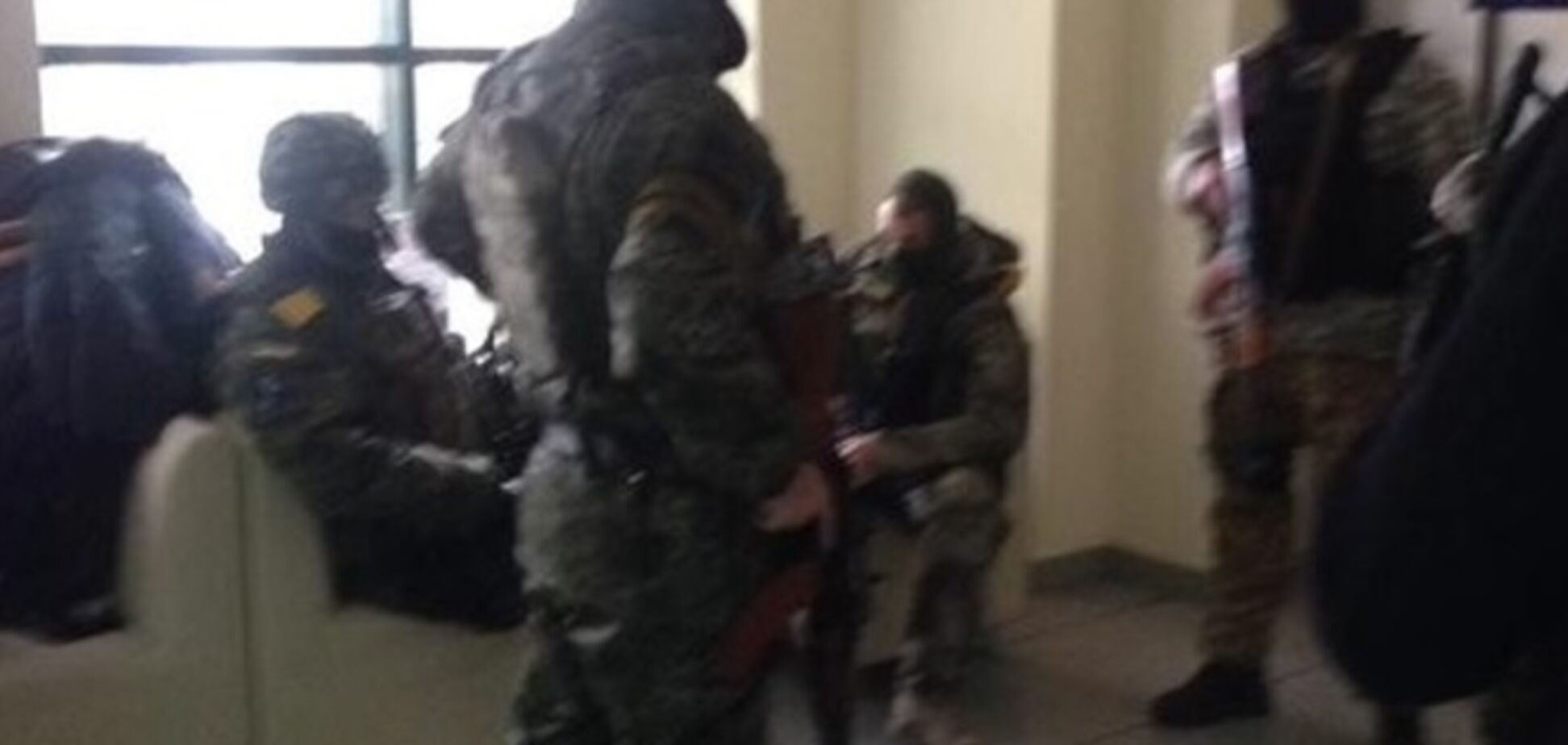 В Киеве неизвестные в камуфляже похитили главу 'Укрспирта'