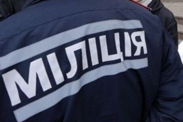 В Киеве неизвестные в камуфляже ворвались в дом: требовали наркотики