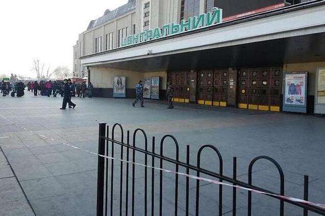 В Киеве 'заминировали' ж/д вокзал