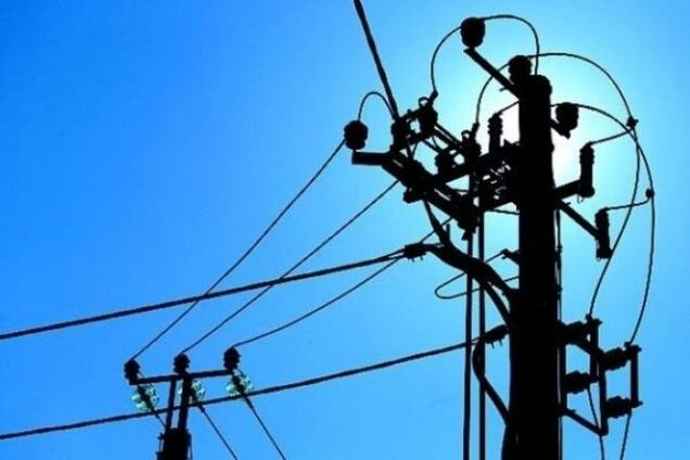 Украина пригрозила отключить от электроснабжения оккупированный Крым