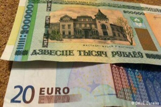 Эксперты: Решение Нацбанка Беларуси хуже, чем девальвация