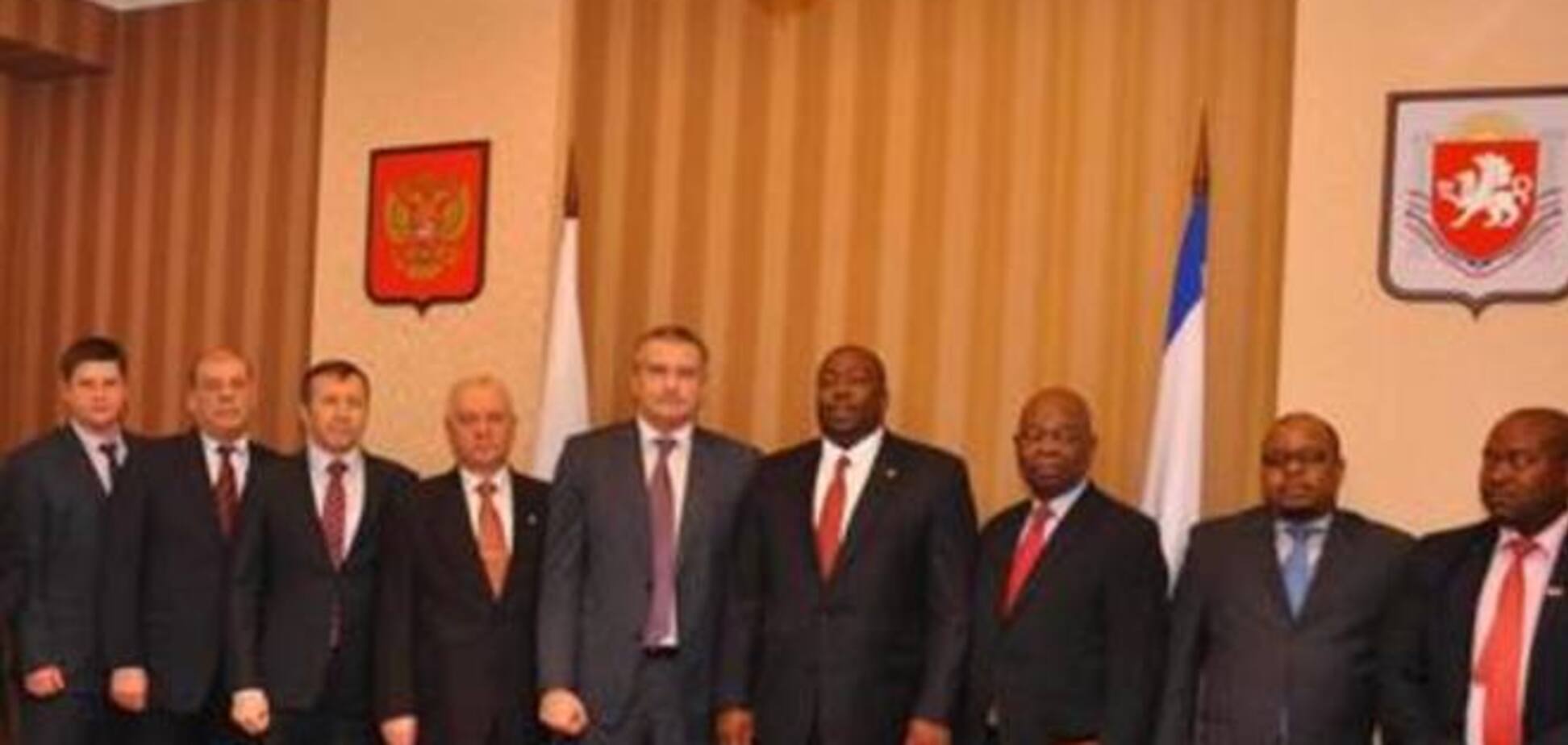 Аксенов набирается опыта у Зимбабве, вдруг Путину пригодится?