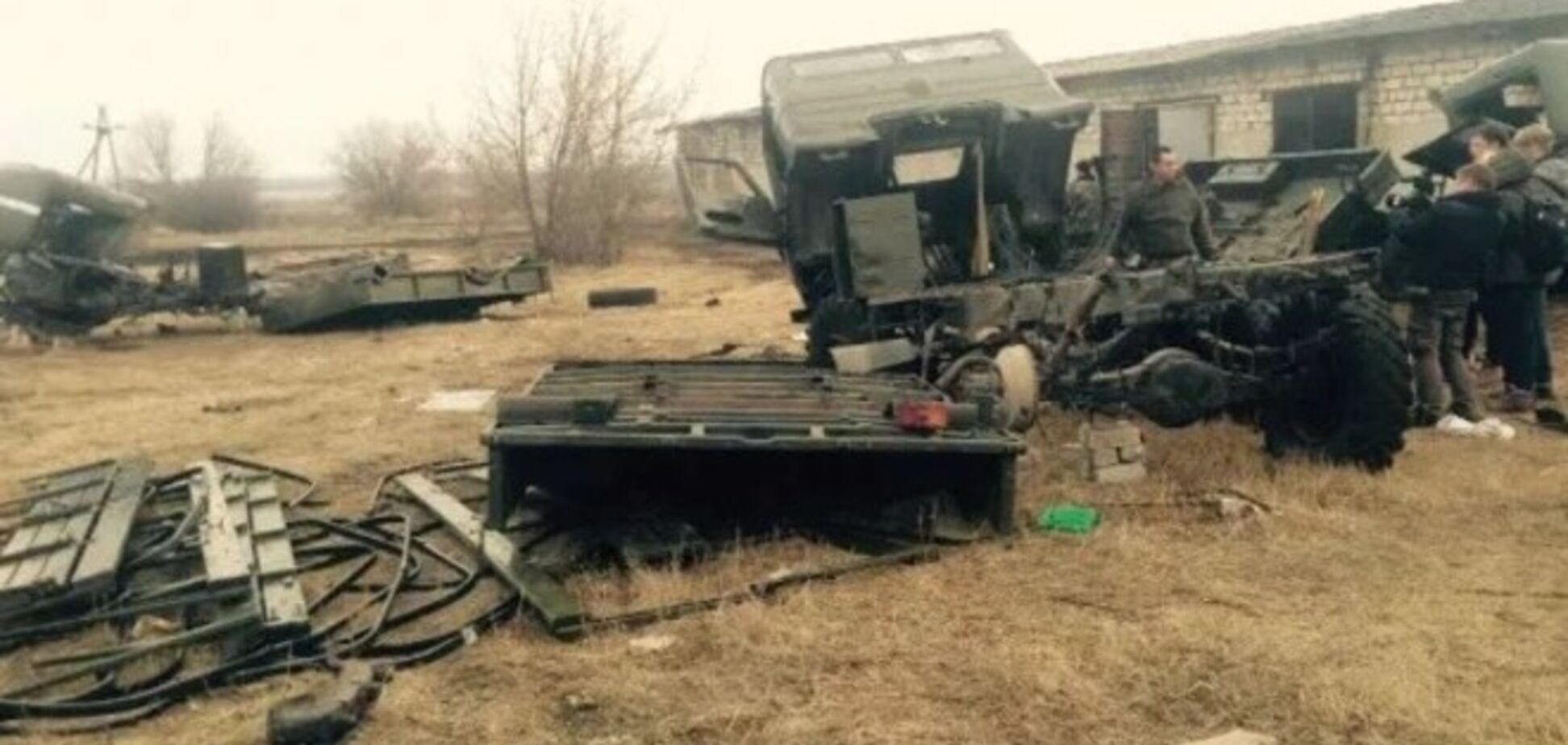 В сети показали жизнь 'прифронтового' села на Луганщине: апокалиптические фото