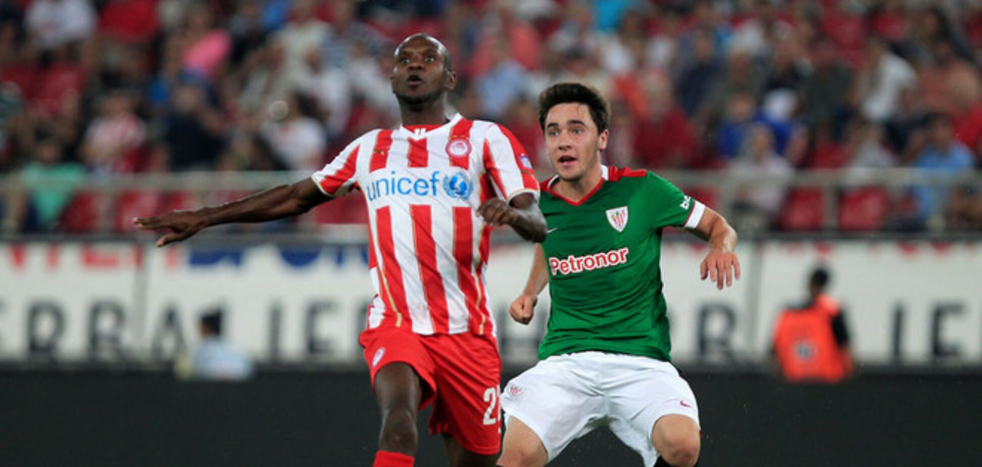 Соперник 'Днепра' лишился знаменитого футболиста