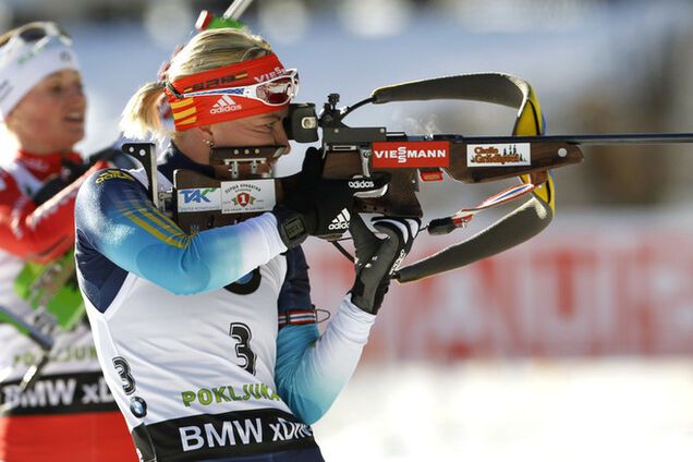 Украинка Семеренко остановилась в 10 секундах от медали на Кубке мира по биатлону