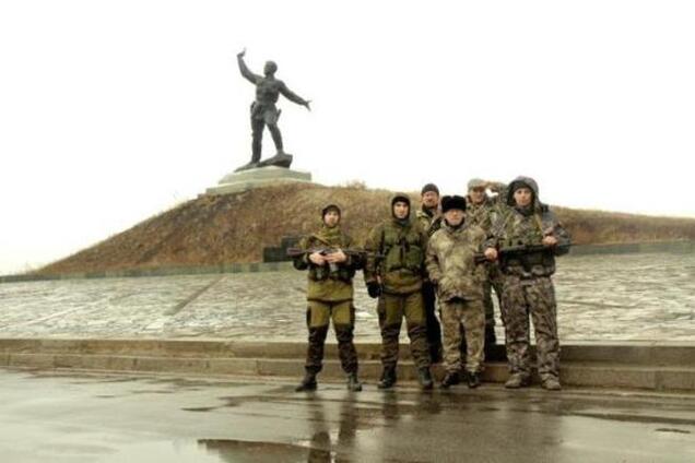 Воинствующий Эдичка Лимонов и его нацболы приехали в 'ЛНР'