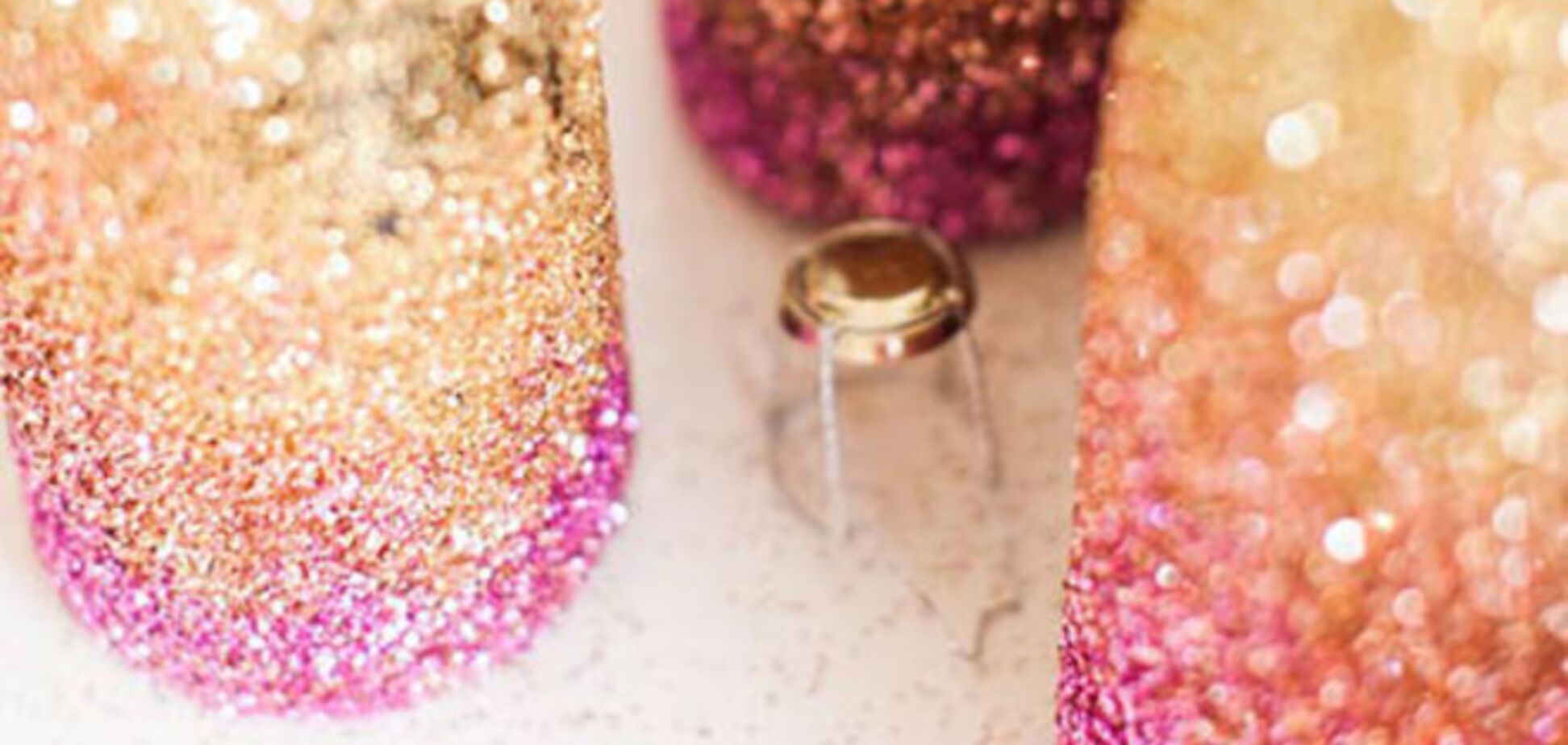 7 идей для новогоднего декора с использованием блесток