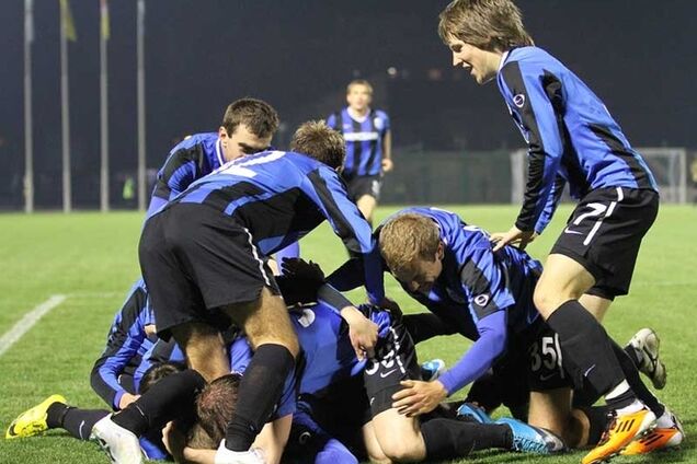 Десять футболистов могут покинуть 'Черноморец' зимой