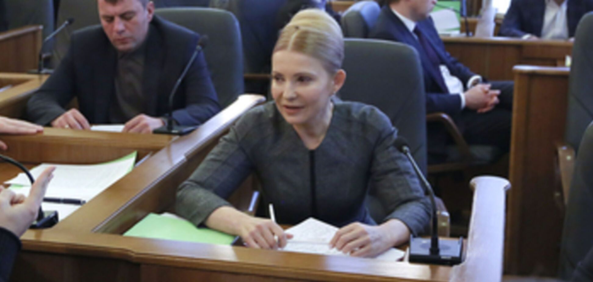 Тимошенко сменила прическу: опубликованы фото