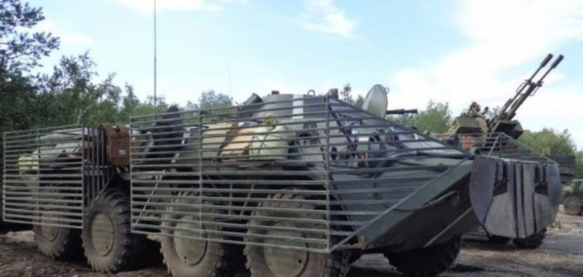 Минобороны хотело закупать БТРы бойцам АТО по двойной цене - Сенченко