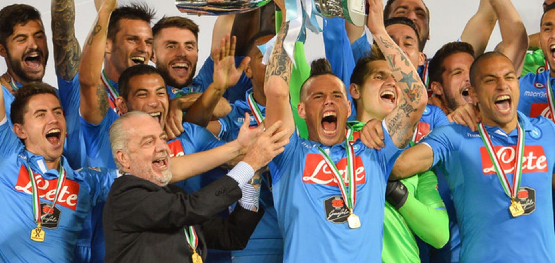 'Наполи' выиграл Суперкубок Италии в фантастической серии пенальти