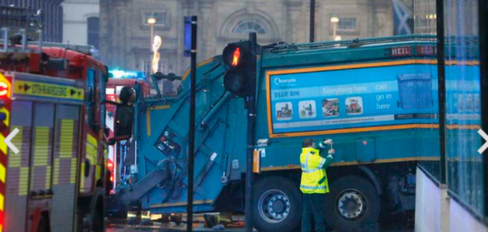 В Глазго грузовик врезался в толпу: 6 погибших, десятки раненых