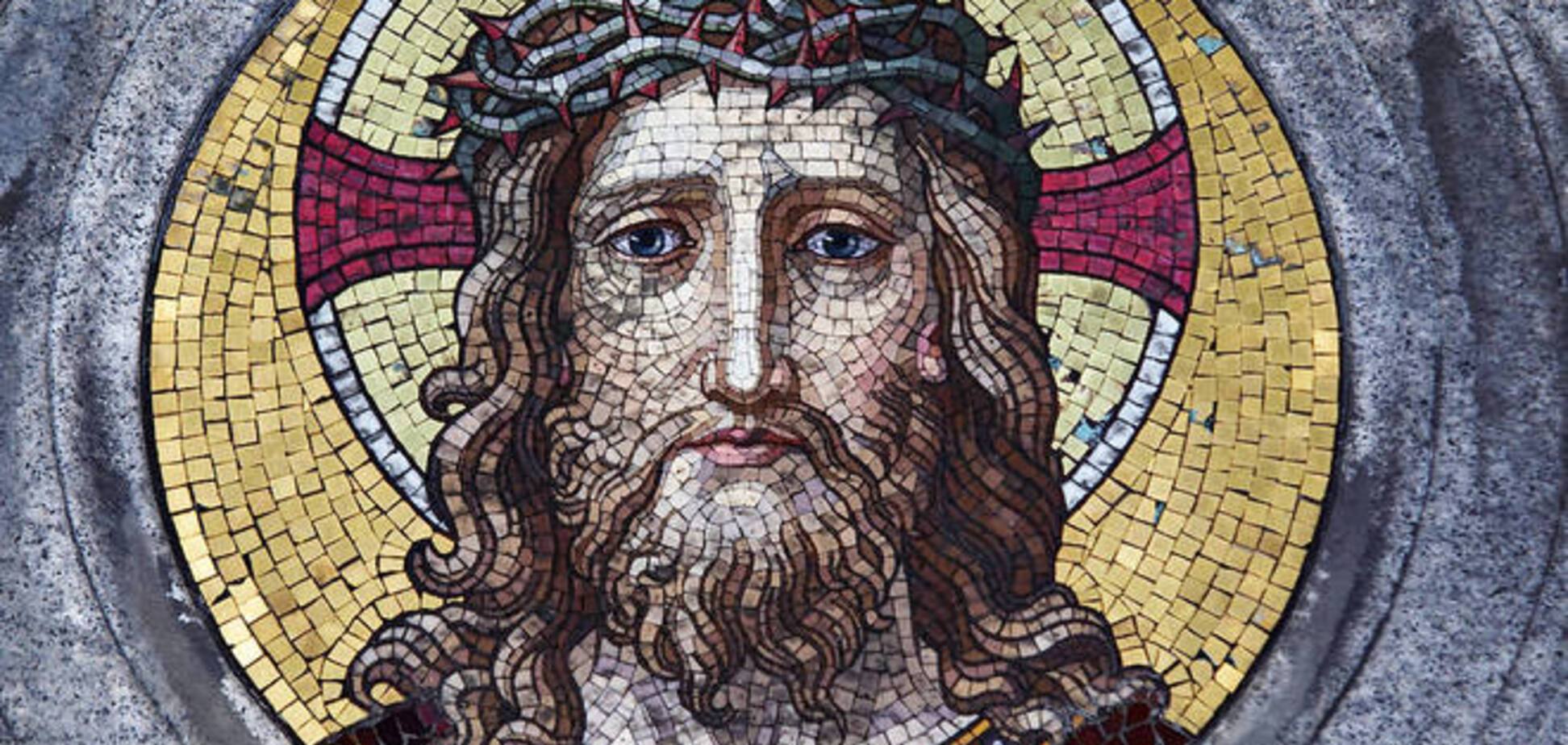 Археологи раскопали синагогу, в которой мог проповедовать Иисус