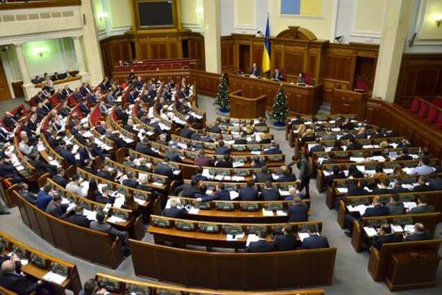 Не продержавшись и месяца, коалиция дала трещину