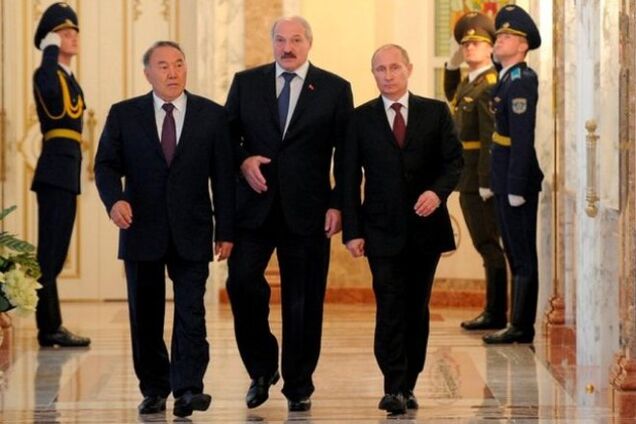 Политолог рассказал, как Путин будет мстить Лукашенко и Назарбаеву за дружбу с Порошенко