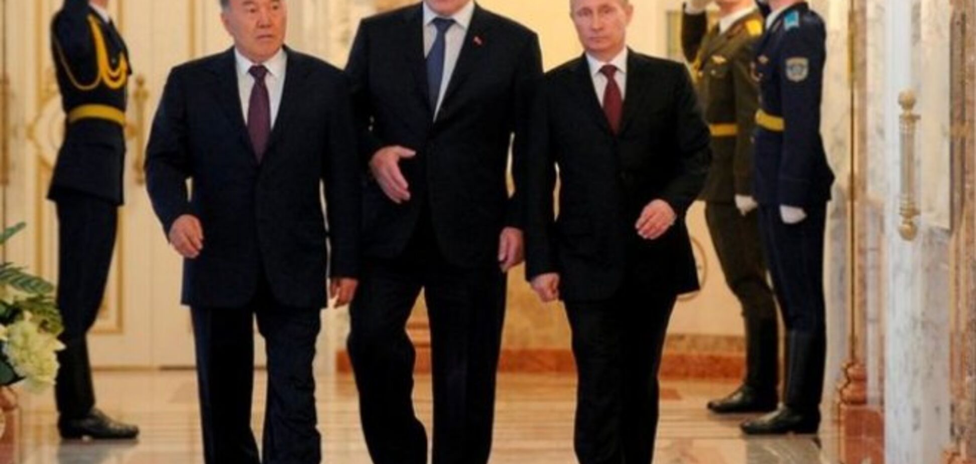 Политолог рассказал, как Путин будет мстить Лукашенко и Назарбаеву за дружбу с Порошенко