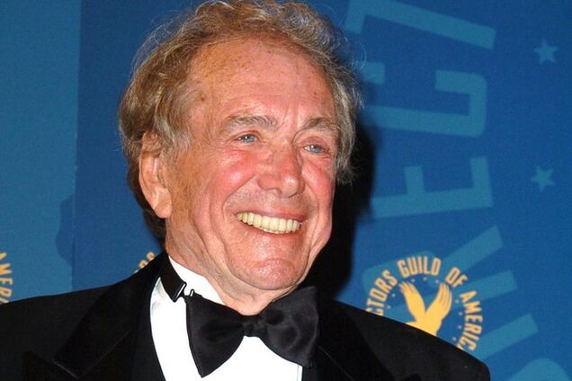 Умер режиссер 'Звездного пути' и 'Челюстей'