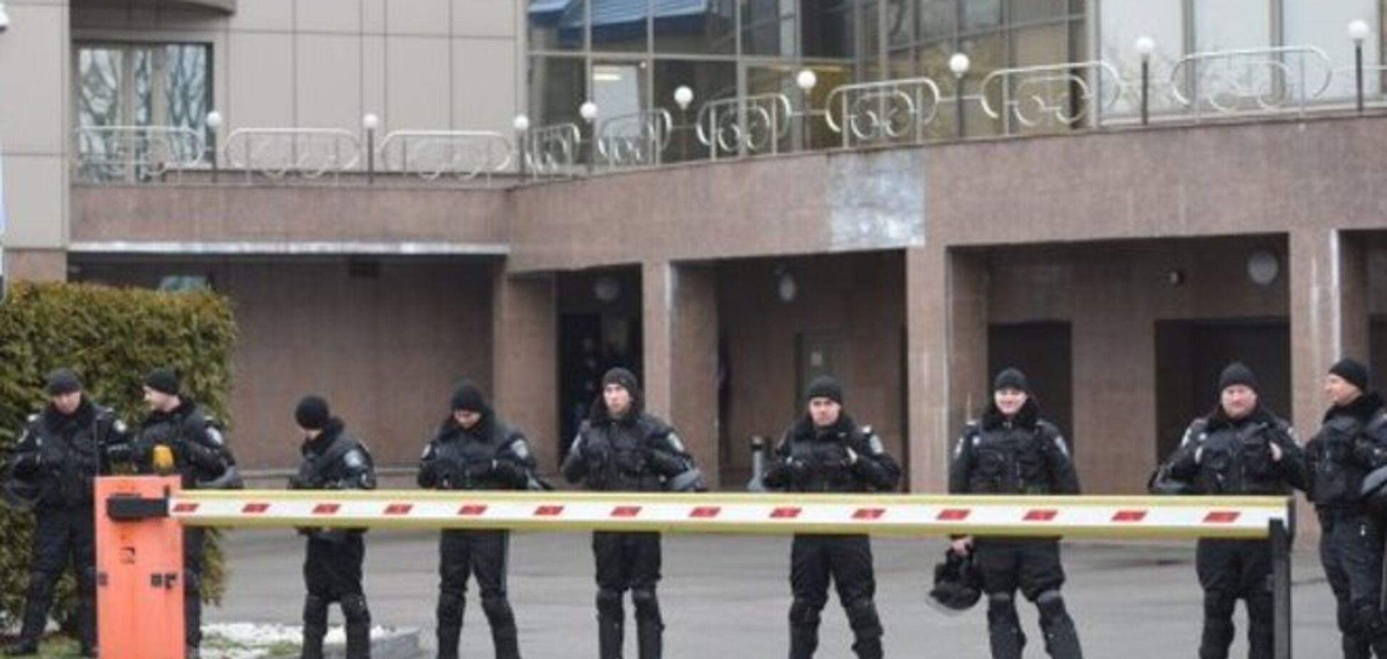 СБУ изъяла компьютеры из Дома футбола Украины