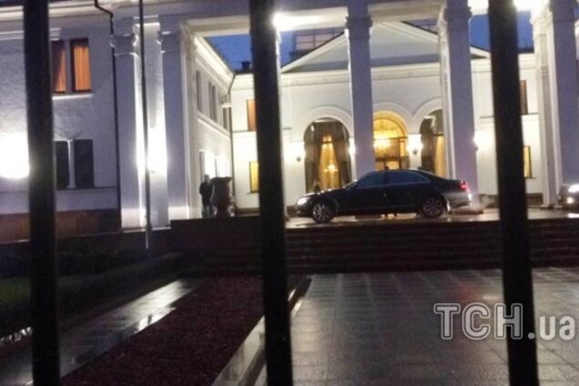 У Мінську в закритому режимі розпочалася зустріч по Донбасу