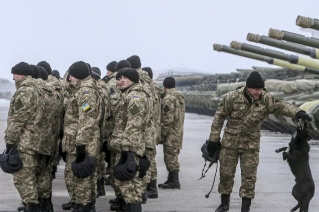 Минобороны: солдат-срочников в зону АТО отправлять не будем