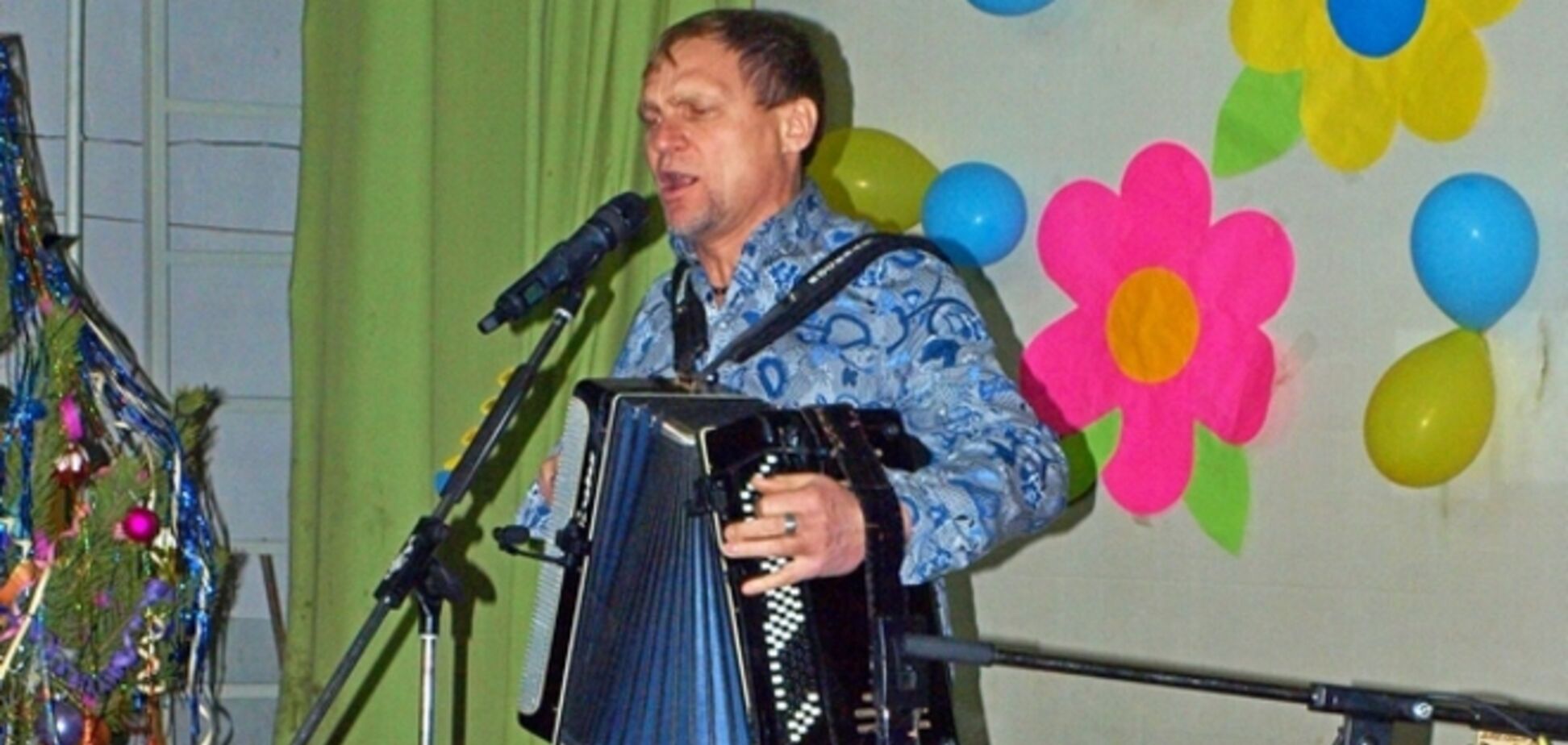 Олег Скрипка дал праздничный концерт в военном госпитале