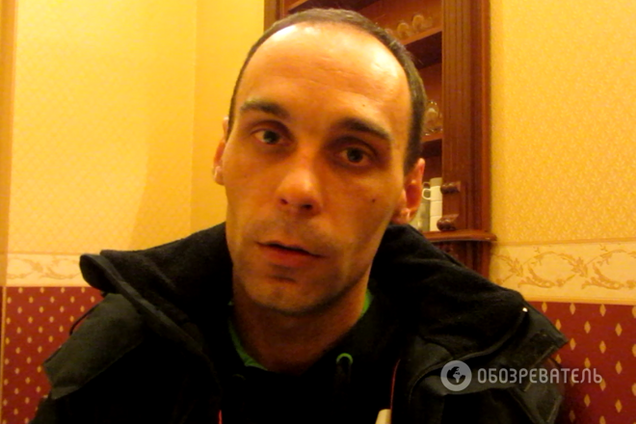 Волонтер: 'Человек, который с июля живет в бомбоубежище... он уже не вполне нормальный'. Шокирующие фото