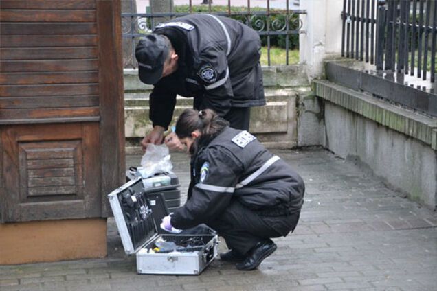 Во львовском газетном киоске нашли тело женщины: опубликованы фото