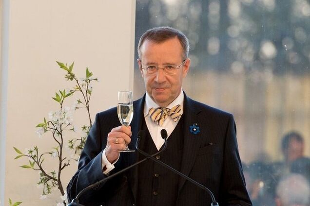 Президент Эстонии в рождественском обращении упомянул Украину: нужно верить, что добро победит зло