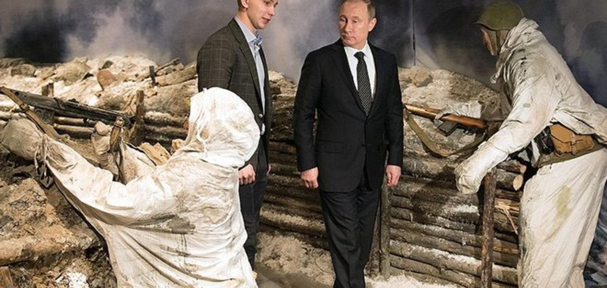 Россиянин в окопе! И там хорошо вдвоём, в этом окопе – Путину и России