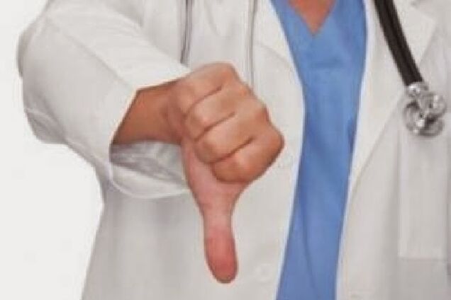 Зрелища без хлеба: бунтующим медикам Алчевска вместо зарплат предлагают концерт