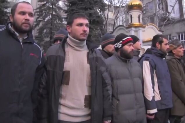 Опубликовано видео с освобожденными из плена украинскими военными