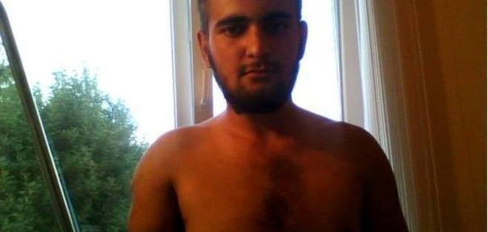 Поселок на Львовщине выделил 30 тыс. гривен бойцу, которому террористы за тату 'Слава Украине!' отрезали руку