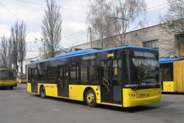 В Киеве временно изменят маршруты нескольких автобусов и троллейбусов