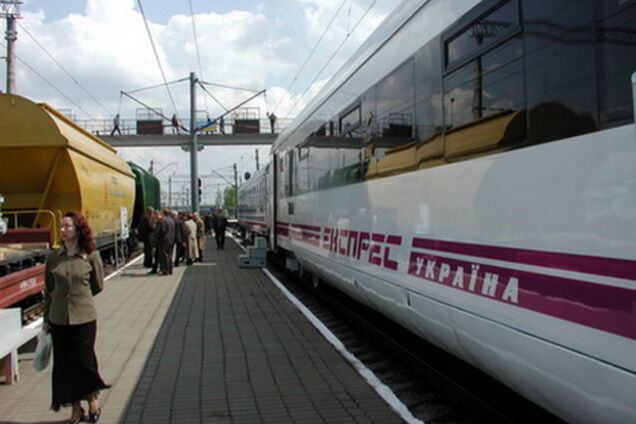 В Крыму заявили о возобновлении транспортного сообщения с материковой Украиной