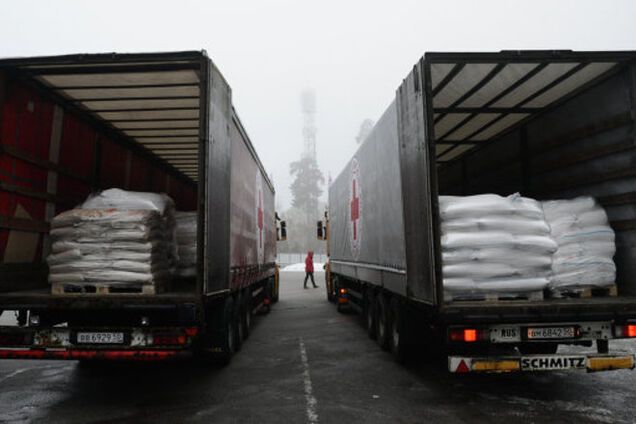 Секретный 'гумконвой' из Абхазии привез террористам тонны мандарин и золотые монеты