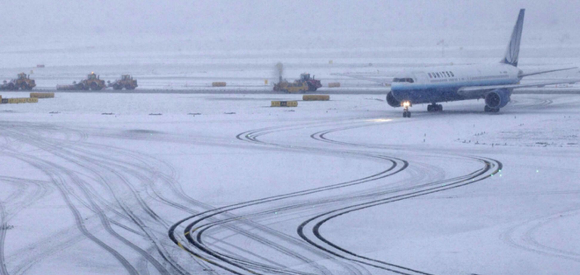 Международный аэропорт Херсона закрыт на неопределенный срок
