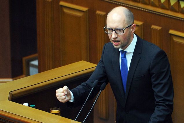 'Это чистый лист бумаги': нардепы назвали голосование за бюджет-2015 масштабной аферой Яценюка