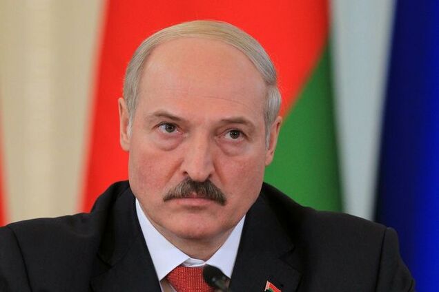 Лукашенко передумал отправлять в Украину белорусских миротворцев