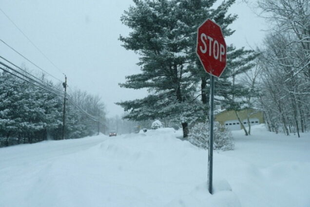 Из-за снегопадов Молдова закрыла КПП на границе с Украиной и Румынией