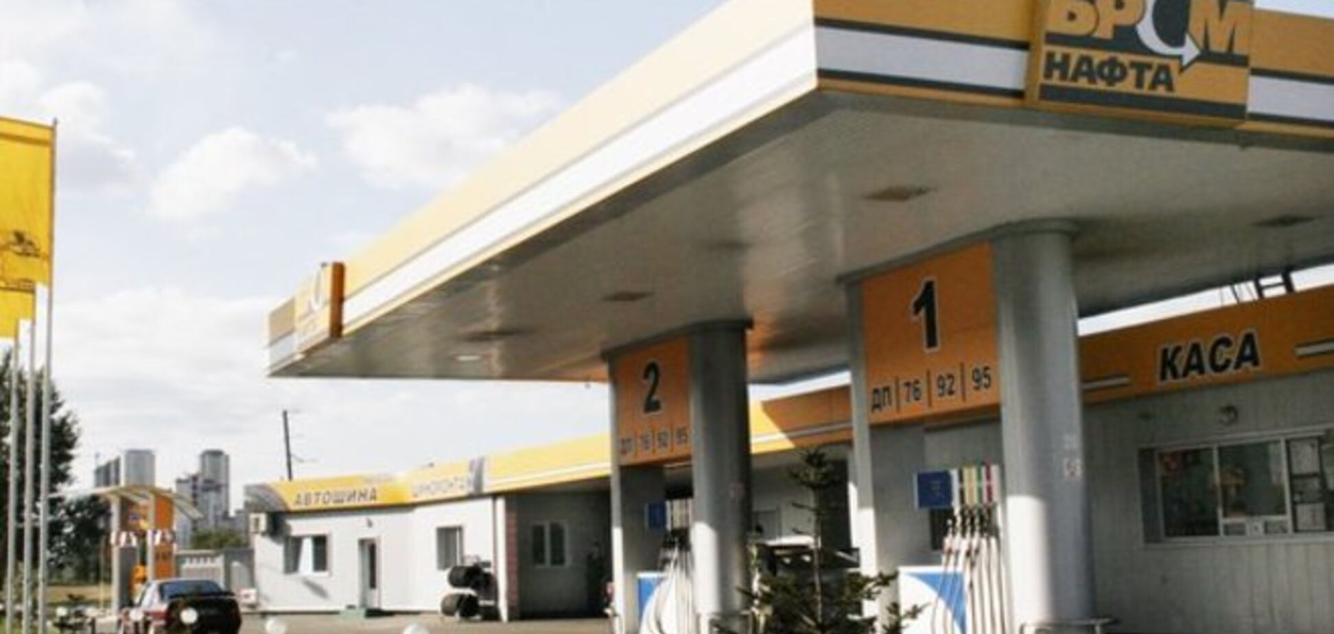 Подробности взрыва на АЗС в Киеве: милиция ищет злоумышленника