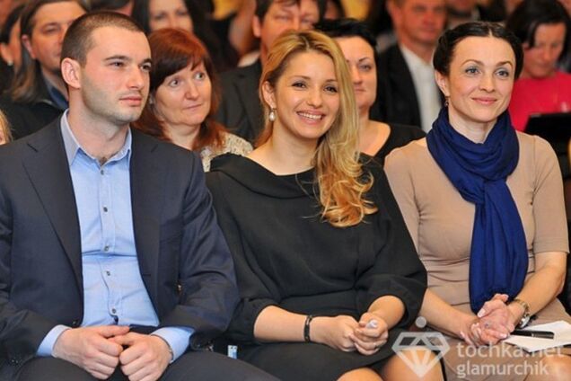 Жужа снова вышла замуж: история любви Евгении Тимошенко и бизнесмена Артура Чечеткина