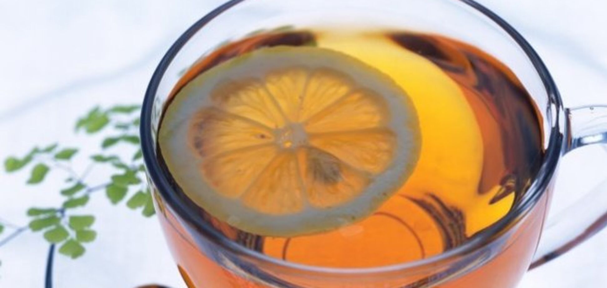 Диетологи рассказали, с чем пить чай, чтобы он принес пользу здоровью