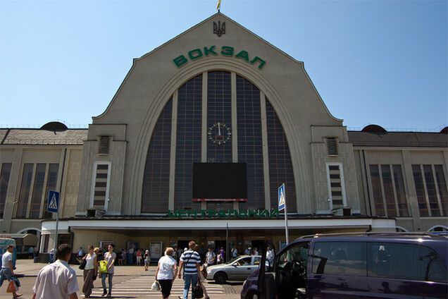 На киевский вокзал вернулся криминальный авторитет Бабай со своими 'порядками'