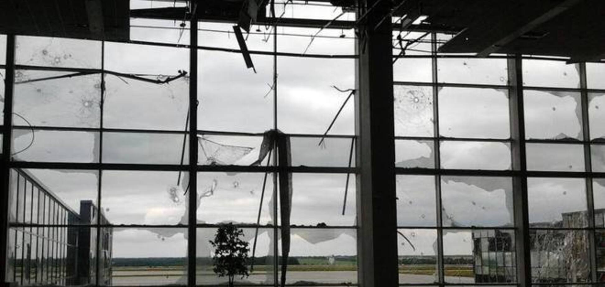 Ніч в донецькому аеропорту пройшла без обстрілів - штаб АТО