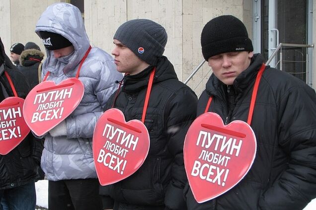 Больше половины россиян готовы оставить Путина еще на один срок