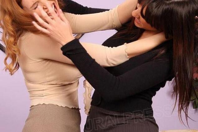 В Америке две взрослые женщины, не поделившие куклу Барби, разгромили весь отдел в магазине