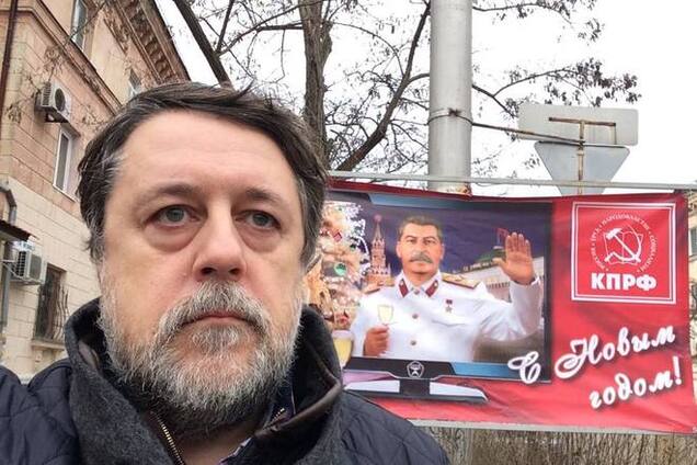 'Крымнаш' с Новым годом поздравляет Сталин: фото из Севастополя