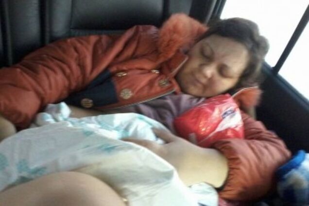 В застрявших в снежных заносах автомобилях умирали и рождались украинцы