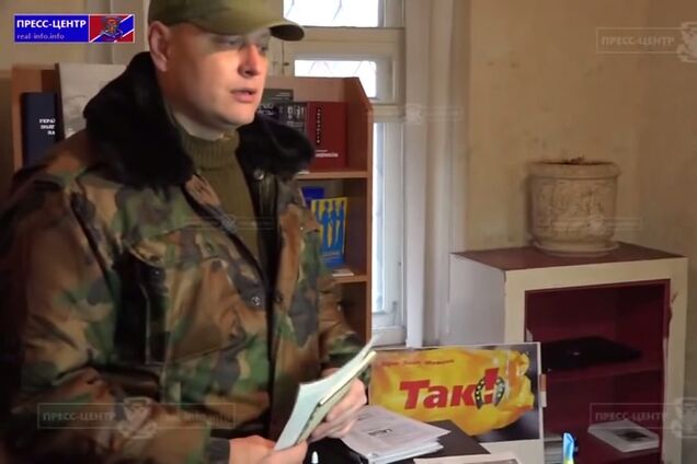 Кремлевские СМИ обнаружили в Луганске 'штаб' 'террористов-правосеков'. Видеофакт